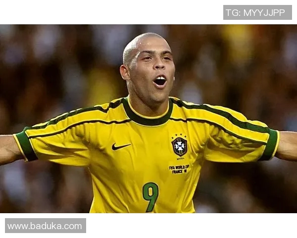 昔日足坛传奇人物的风云岁月与不朽记忆重温